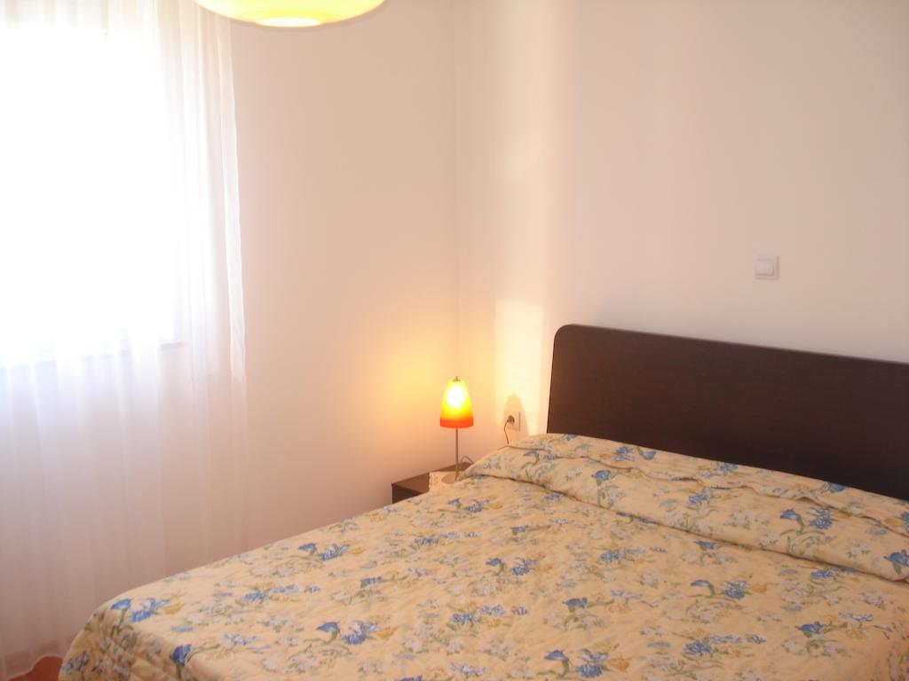 Apartments Buzleta II Fažana Oda fotoğraf