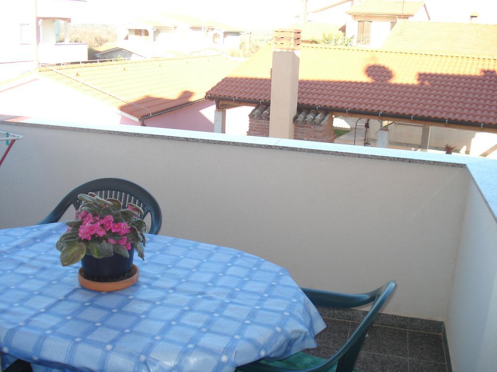 Apartments Buzleta II Fažana Oda fotoğraf